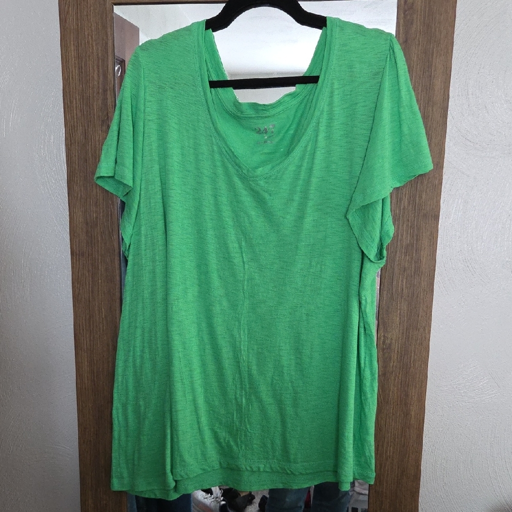 *Last Call!* Maurices 24/7 Green Flutter Sleeve V-neck Tshirt W/Asymetrical Hem